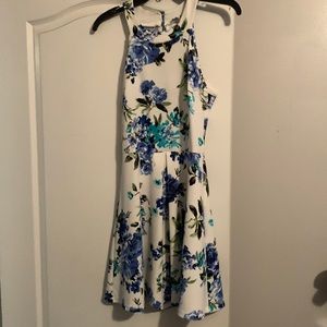 Doesn’t fit me anymore. Very cute as a summer dress.